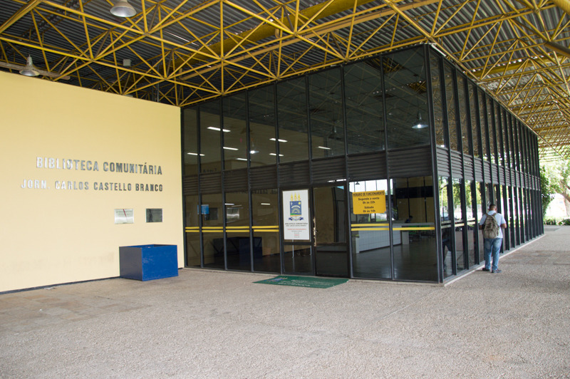 Biblioteca Carlos Castello Branco (UFPI)