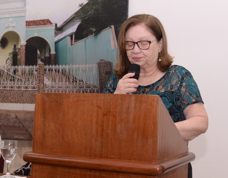 Acadêmica Socorro Rios Magalhães.