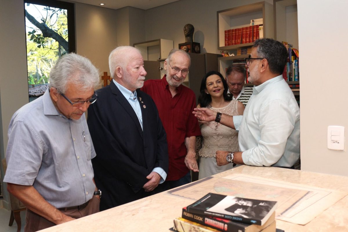 A inauguração da Biblioteca de Medicina.
