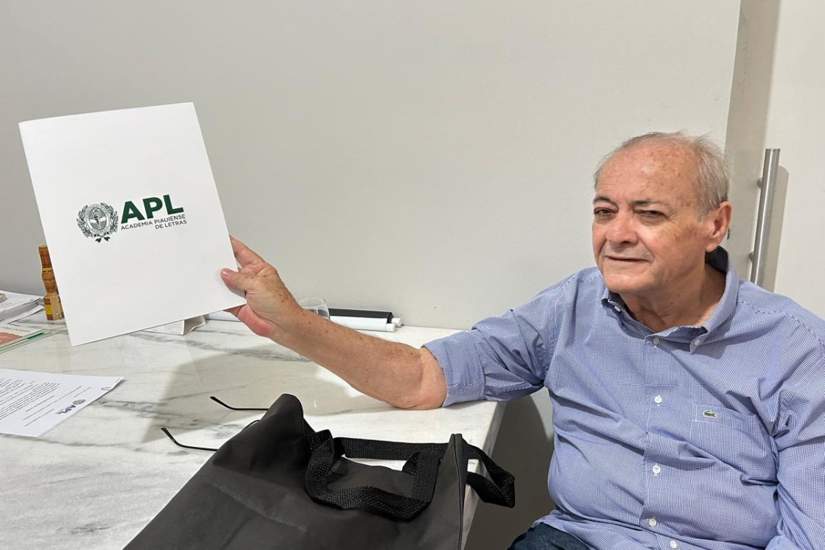 Prefeito eleito de Teresina recebe memorial da APL.