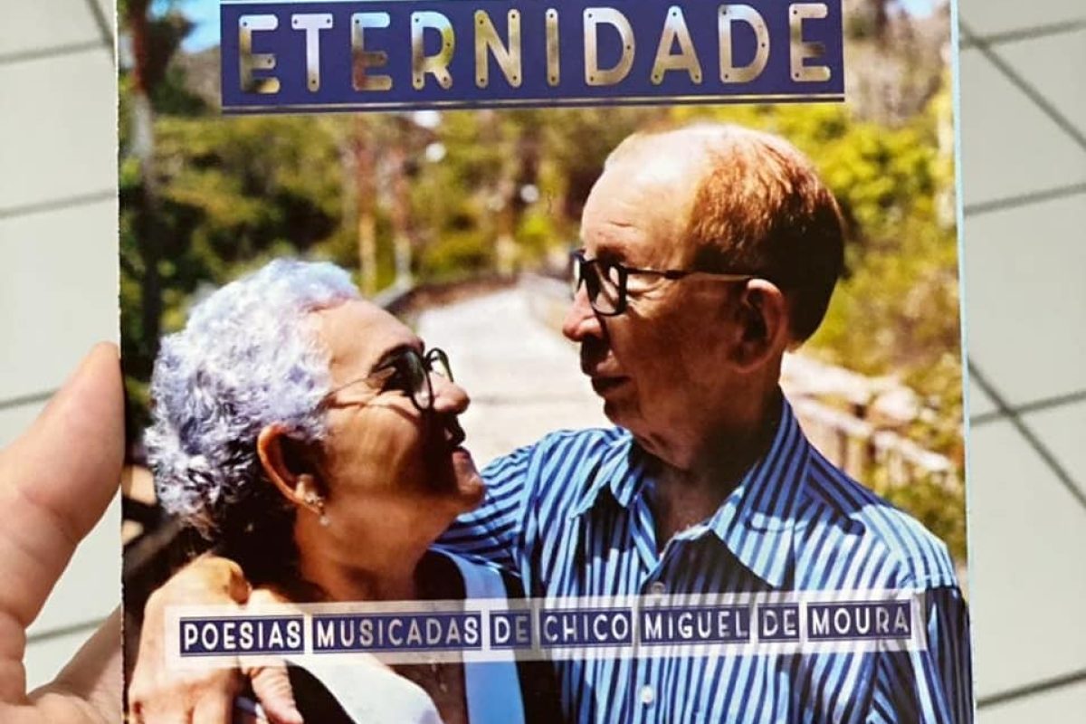 Capa do CD com poemas musicados de Francisco Miguel de Moura