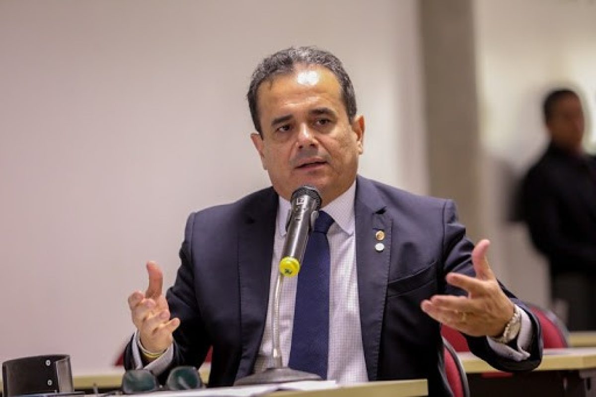 Deputado Henrique Pires: compromisso com a cultura.
