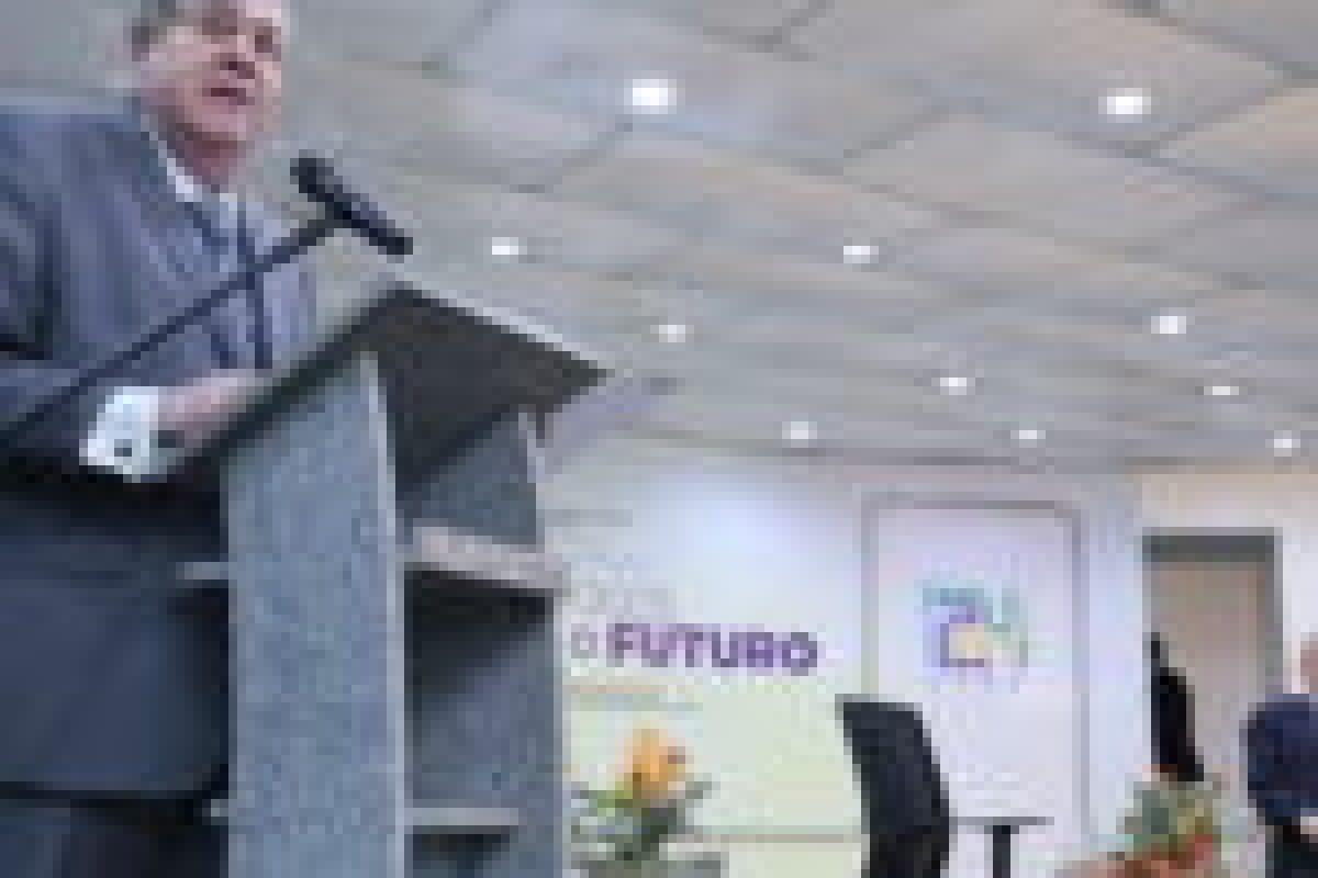 Hugo Napoleão: palestra sobre soberania nacional no TCE-PI.