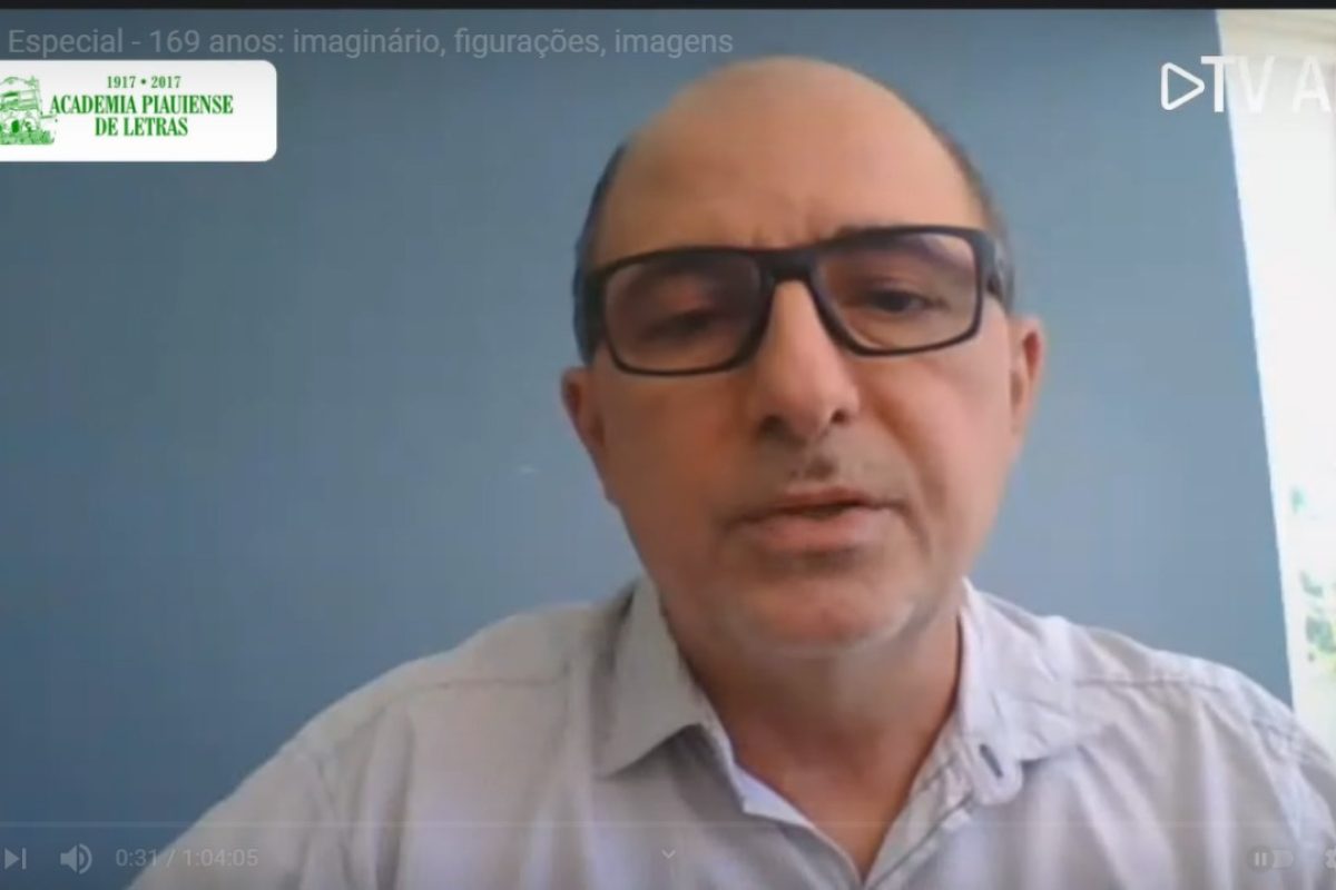 Paulo Gutemberg: palestra sobre a identidade visual de Teresina.