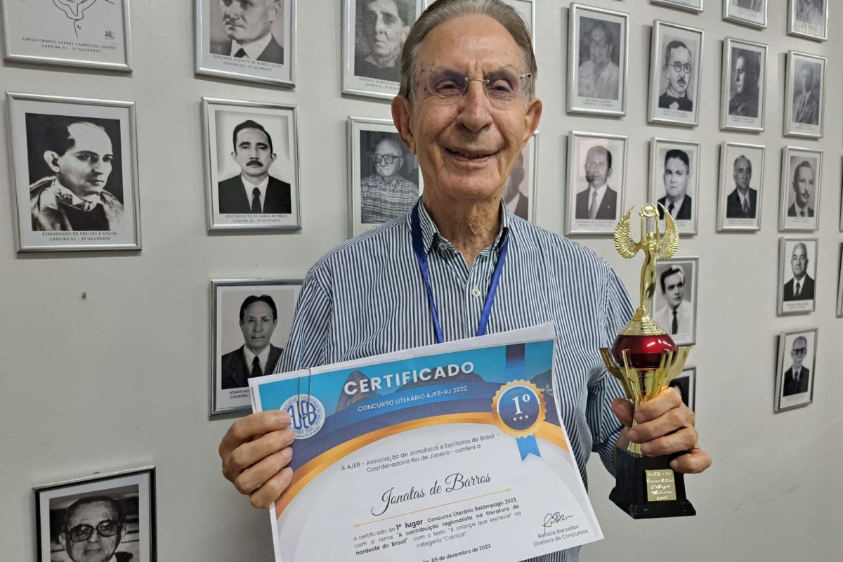 Acadêmico Jonatas Nunes: premiação.