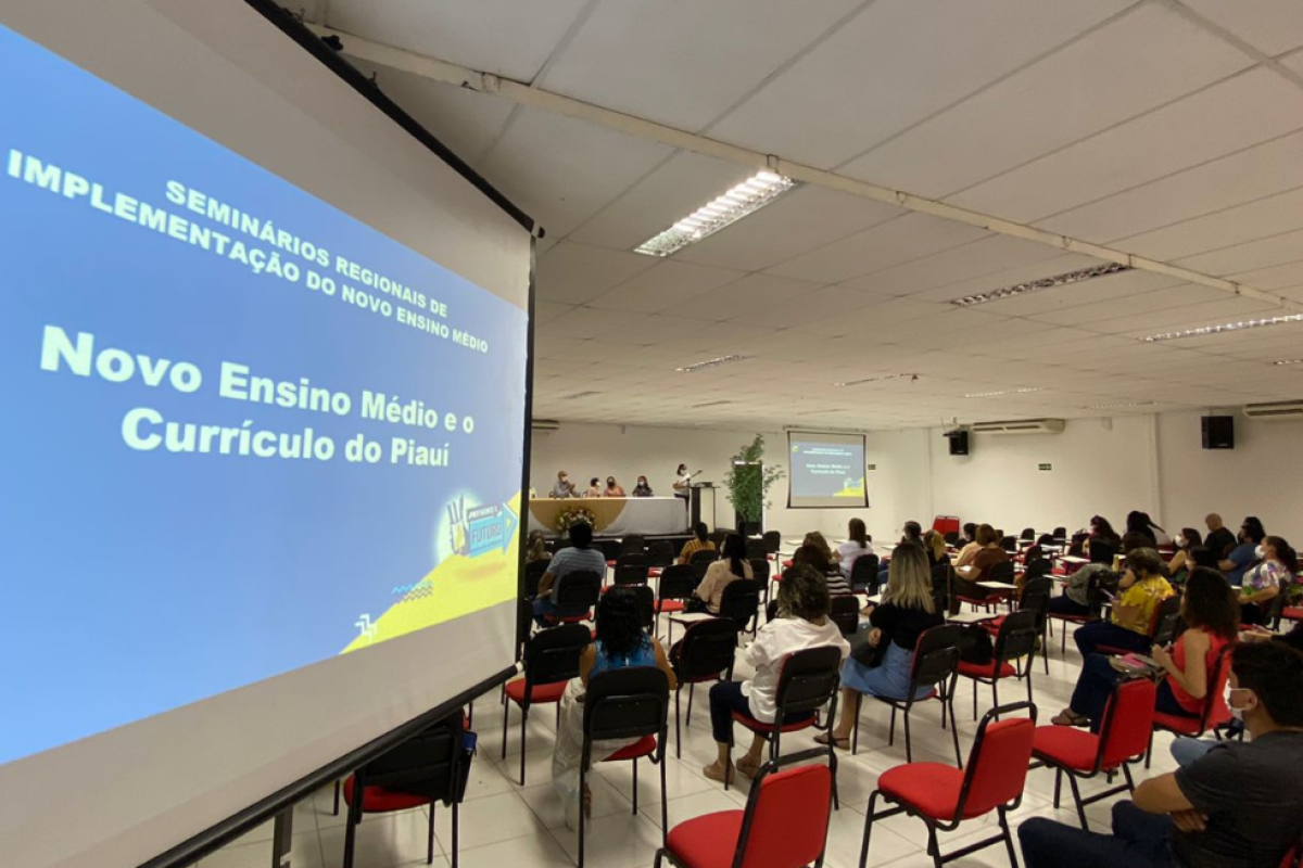 Seminário sobre a implantação do currículo do Novo Ensino Médio/Imagem: CCom