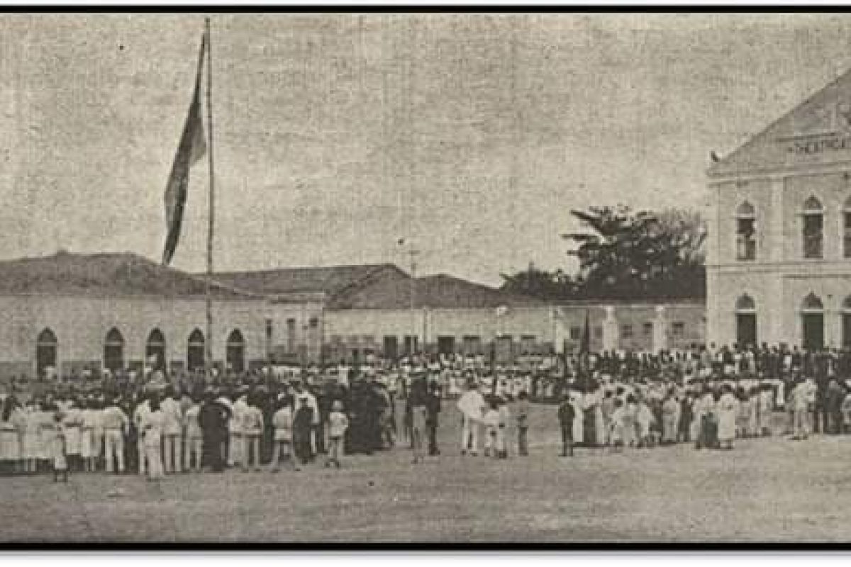 Theatro 4 de Setembro, em seus primeiros momentos.