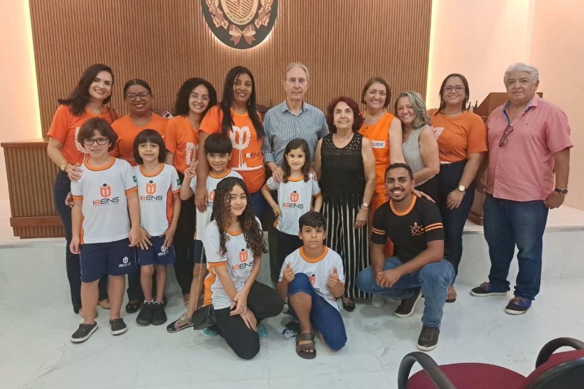 Visita dos estudantes do ensino fundamental e professores do IBENS (Oeiras), para um bate-papo sobre Torquato Neto.